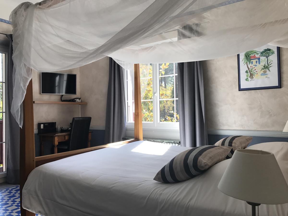 La Villa Du Parc Prades  Szoba fotó